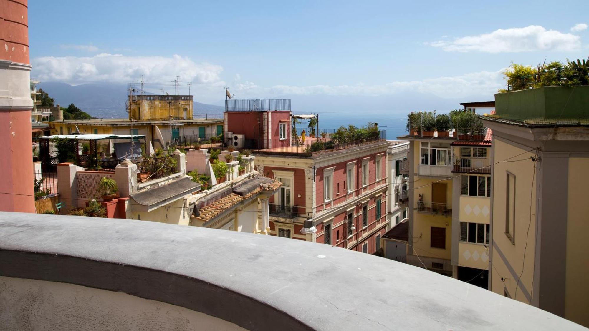 Tu Casa: Picturesque Guest House Napoli Exterior photo